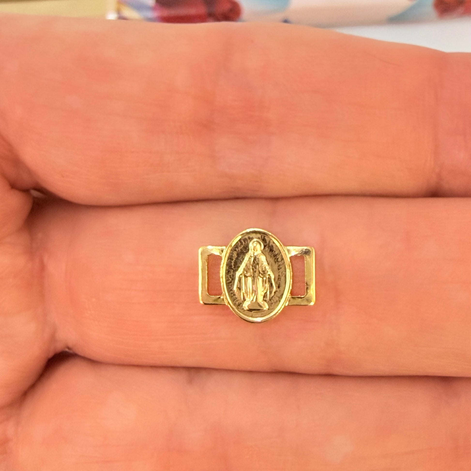 Joyas por Mayor Joyas Bañadas en Oro por Mayor Insumos para Joyas FO1251 Eslabón para pulsera Virgen de los Milagros doble faz 10 x 6.5 mm más corchetes 5 x 2.5 mm Espesor 1 mm Figura Baño Oro