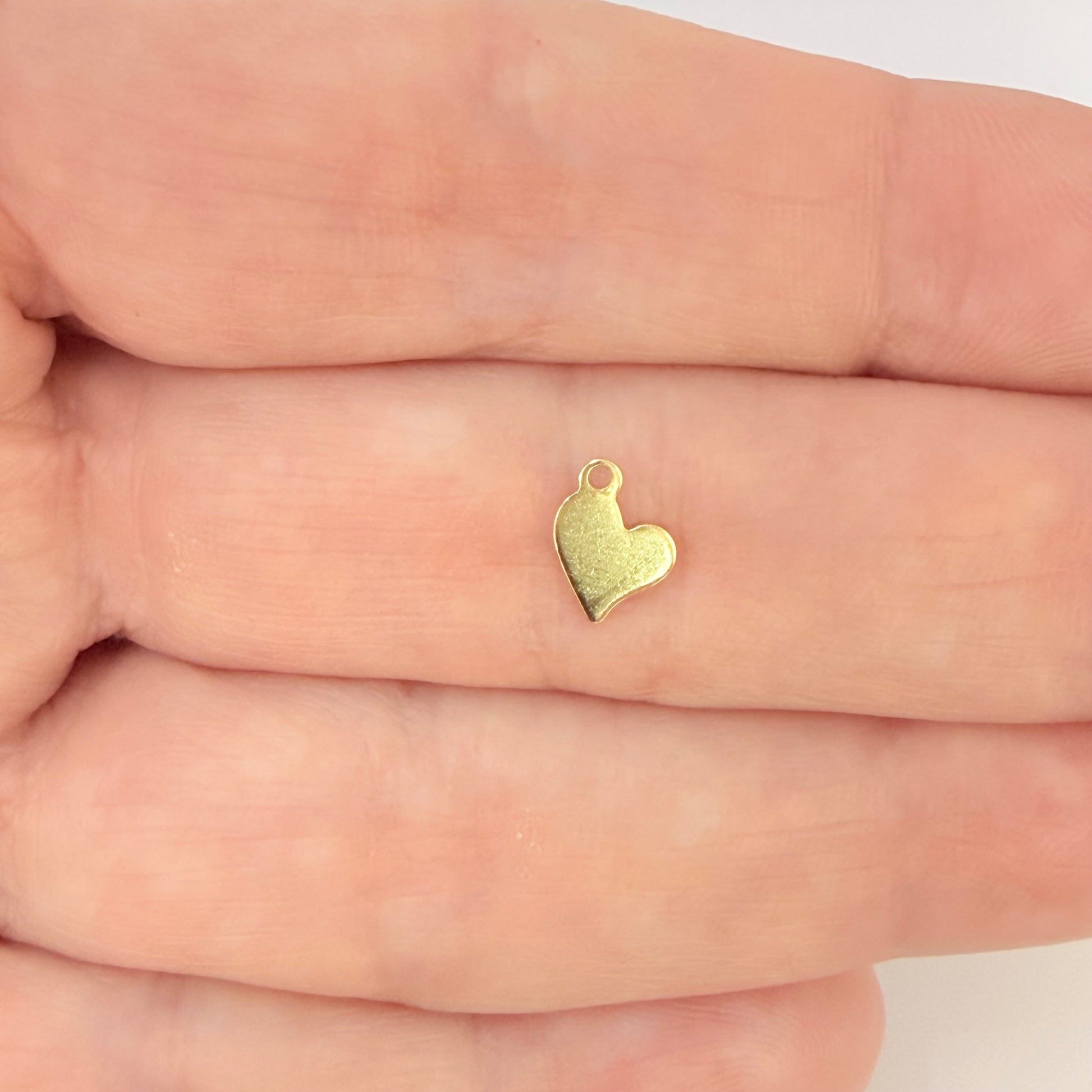 Joyas por Mayor Joyas Bañadas en Oro por Mayor Insumos para Joyas FO1254 Colgante o Terminal de Cadena Mini Corazón 7 x 7 mm más argollita 0.8 mm Figura Baño Oro