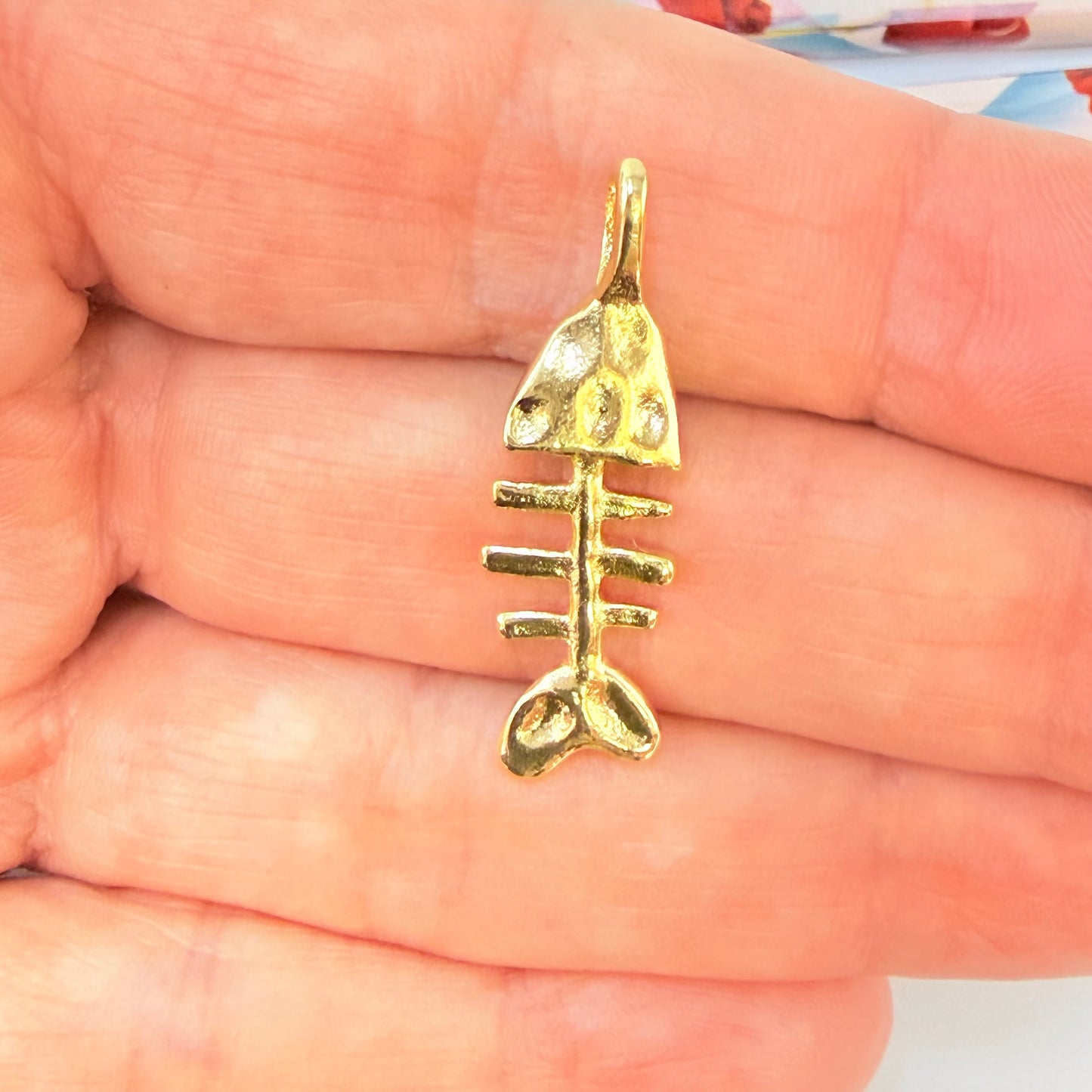 Joyas por Mayor Joyas Bañadas en Oro por Mayor Insumos para Joyas FO1276 Colgante Espina de Pez Martelado 20 x 9 mm más valier fijo Espesor 3.8 mm Figura Baño Oro