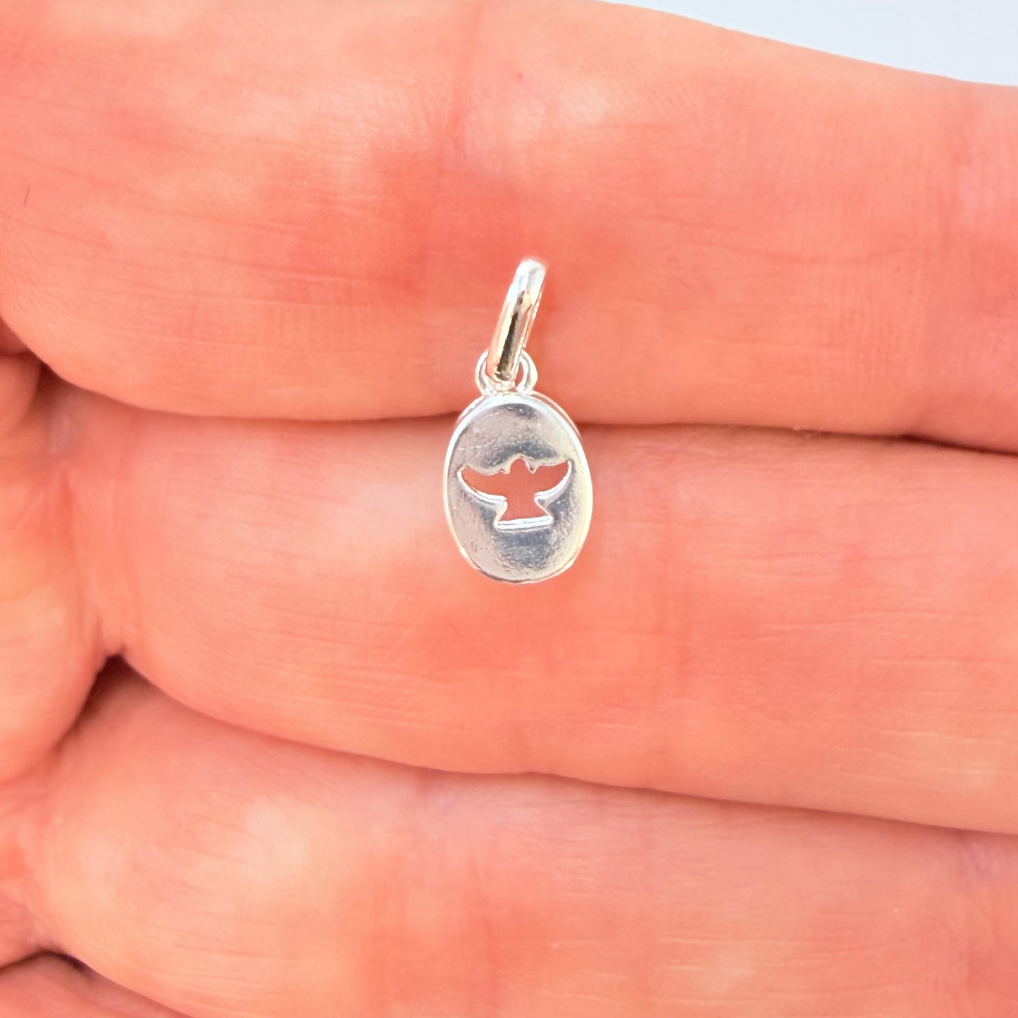 Joyas por Mayor Joyas Bañadas en Plata por Mayor Insumos para Joyas FP1250 Colgante Ovalado Espíritu Santo Calado con galería 8 x 6 mm más valier Espesor 3 mm Figura Baño Plata