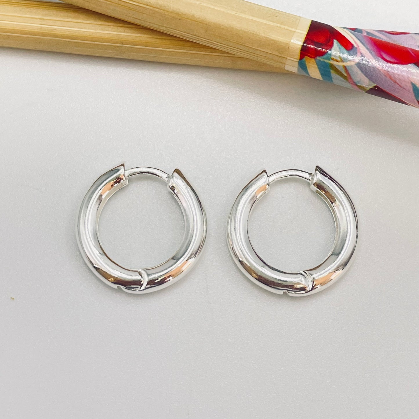 XP544 Argolla Tubo Lisa Cierre Presión diá. 20 mm Espesor 3.8 mm Aro Baño Plata