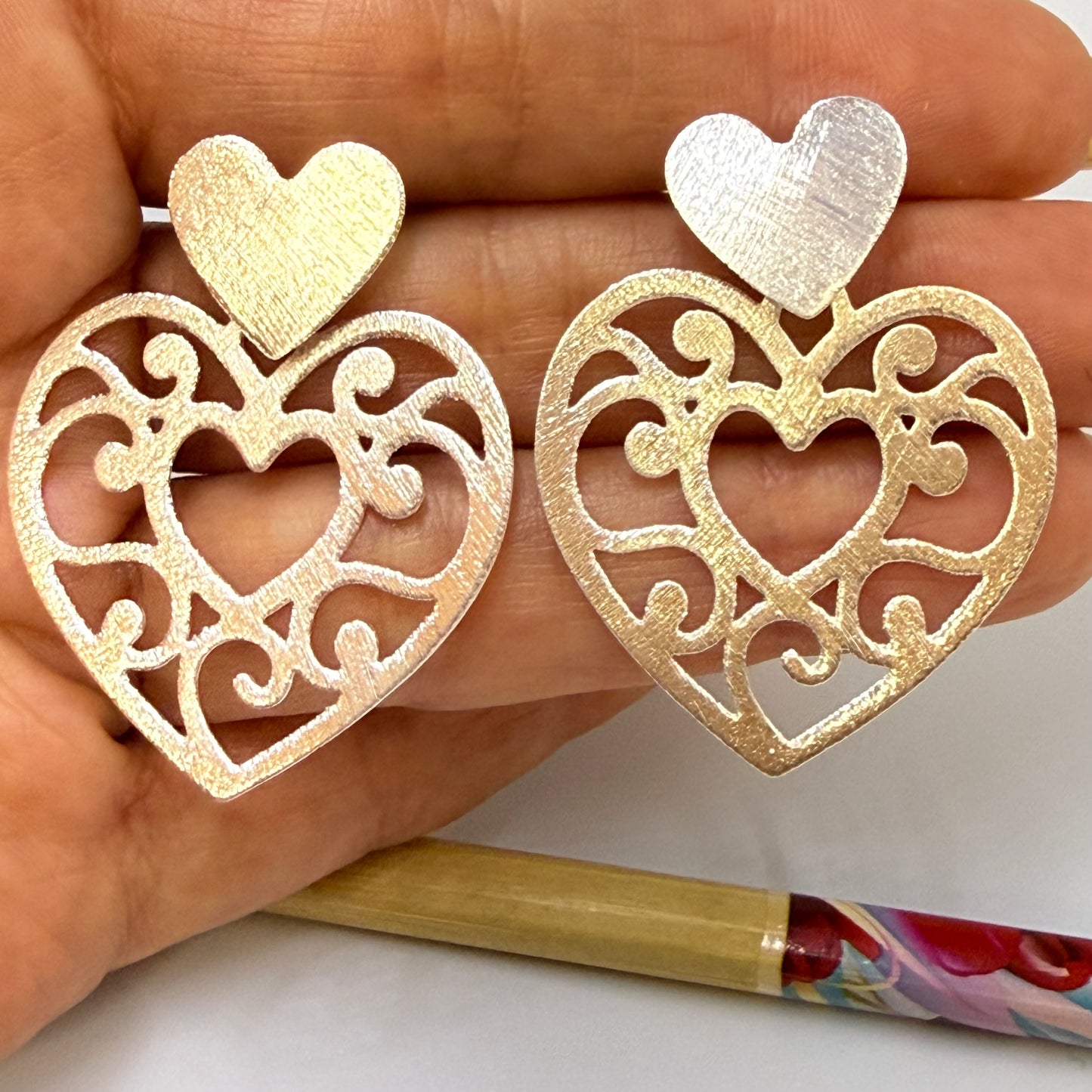 Joyas por Mayor Joyas Bañadas en Plata por Mayor Insumos para Joyas XP568 Aro Corazones Base Corazón 14x15 mm Mandala Corazón Calada 33x33 mm Lijado Aro Baño Plata