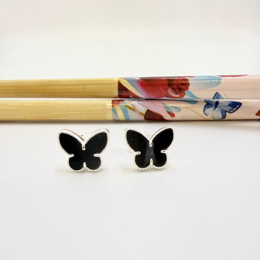 Joyas por Mayor Joyas Bañadas en Plata por Mayor Insumos para Joyas XP565 Aro Mariposa Borde Rutilado Acrílico Negro 11 x 9 mm Espesor 2 mm Aro Baño Plata