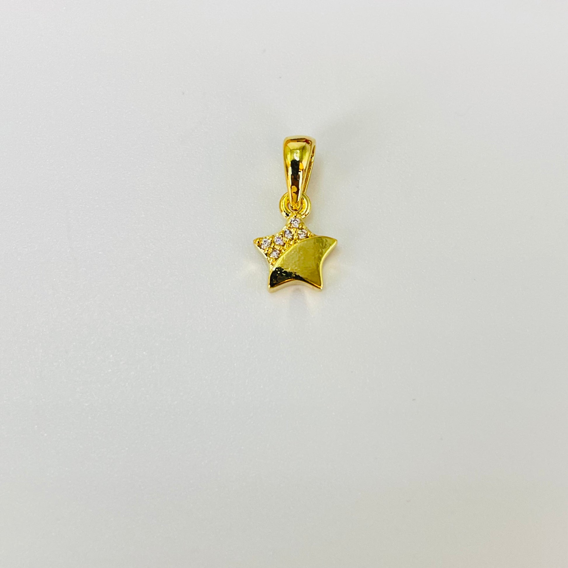 Joyas por Mayor Joyas Bañadas en Oro por Mayor Insumos para Joyas FO1280 Colgante Estrella Lisa y Circones 8 x 8 mas valier de 6 mm Espesor 2 mm Figura Baño Oro