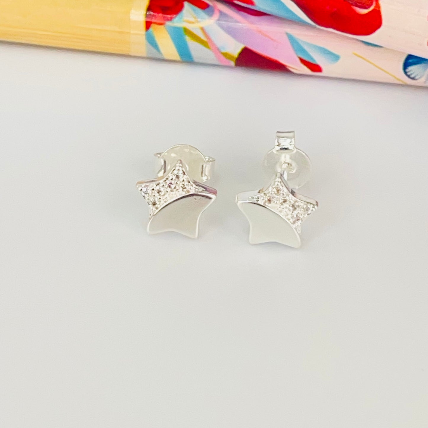 Joyas por Mayor Joyas Bañadas en Plata por Mayor Insumos para Joyas XP580 Aro Estrella Lisa y Circones 8 x 8 mm Espesor 1.8 mm Aro Baño Plata