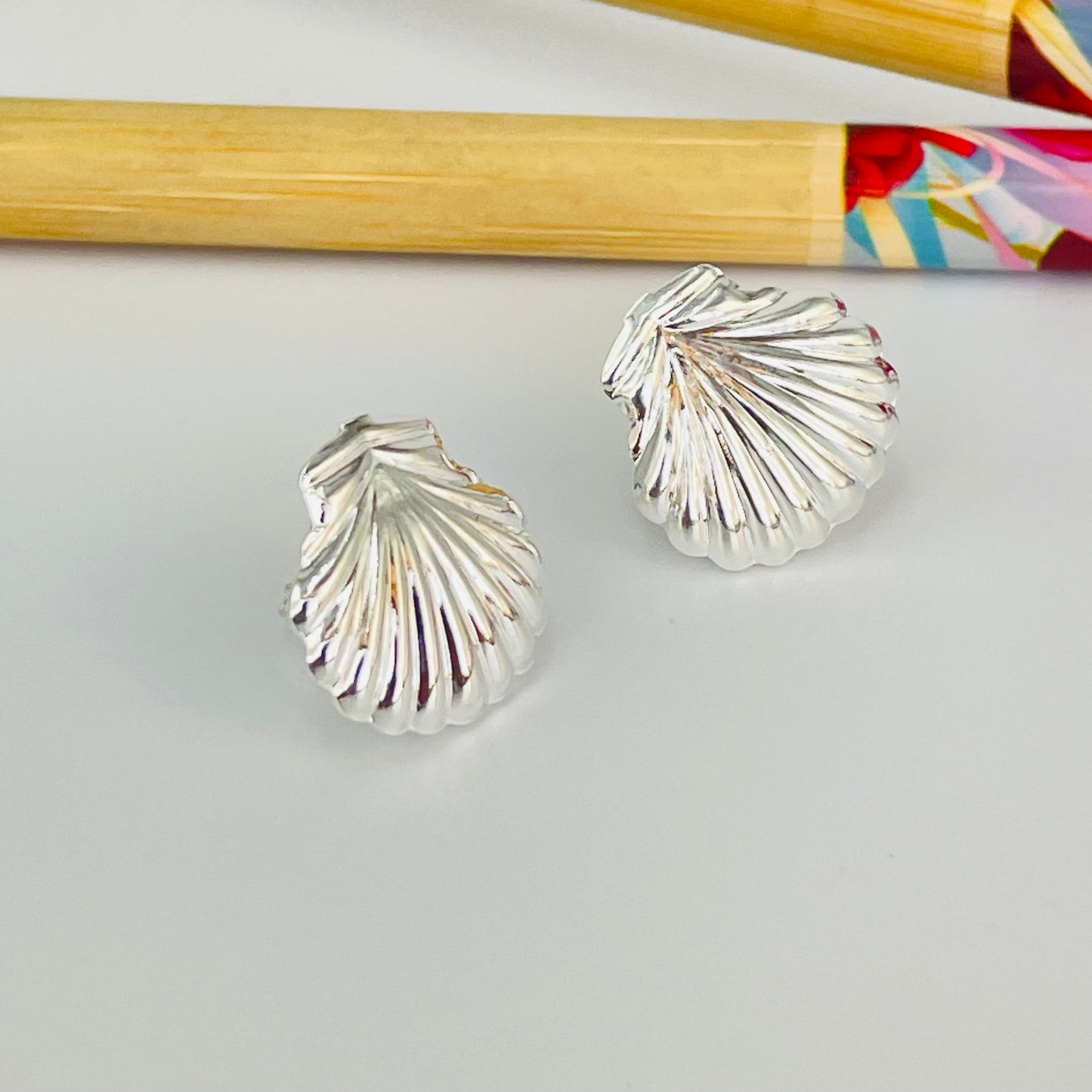 XP576 Aro Conchita tipo Shell 14 x 14 mm Espesor 0.8 mm Aro Baño Plata