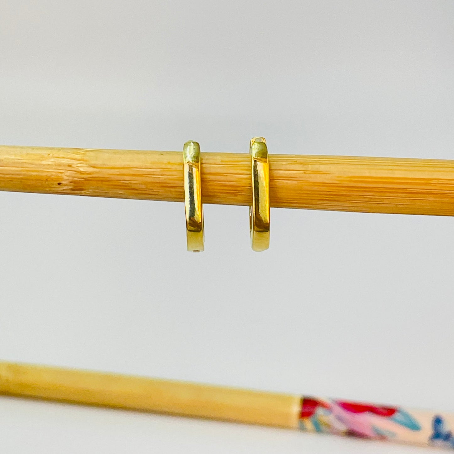 XO573 Aro Argolla Rectangular Small y Medium Ancho 2.2 Espesor 1.2 mm Aro Baño Oro