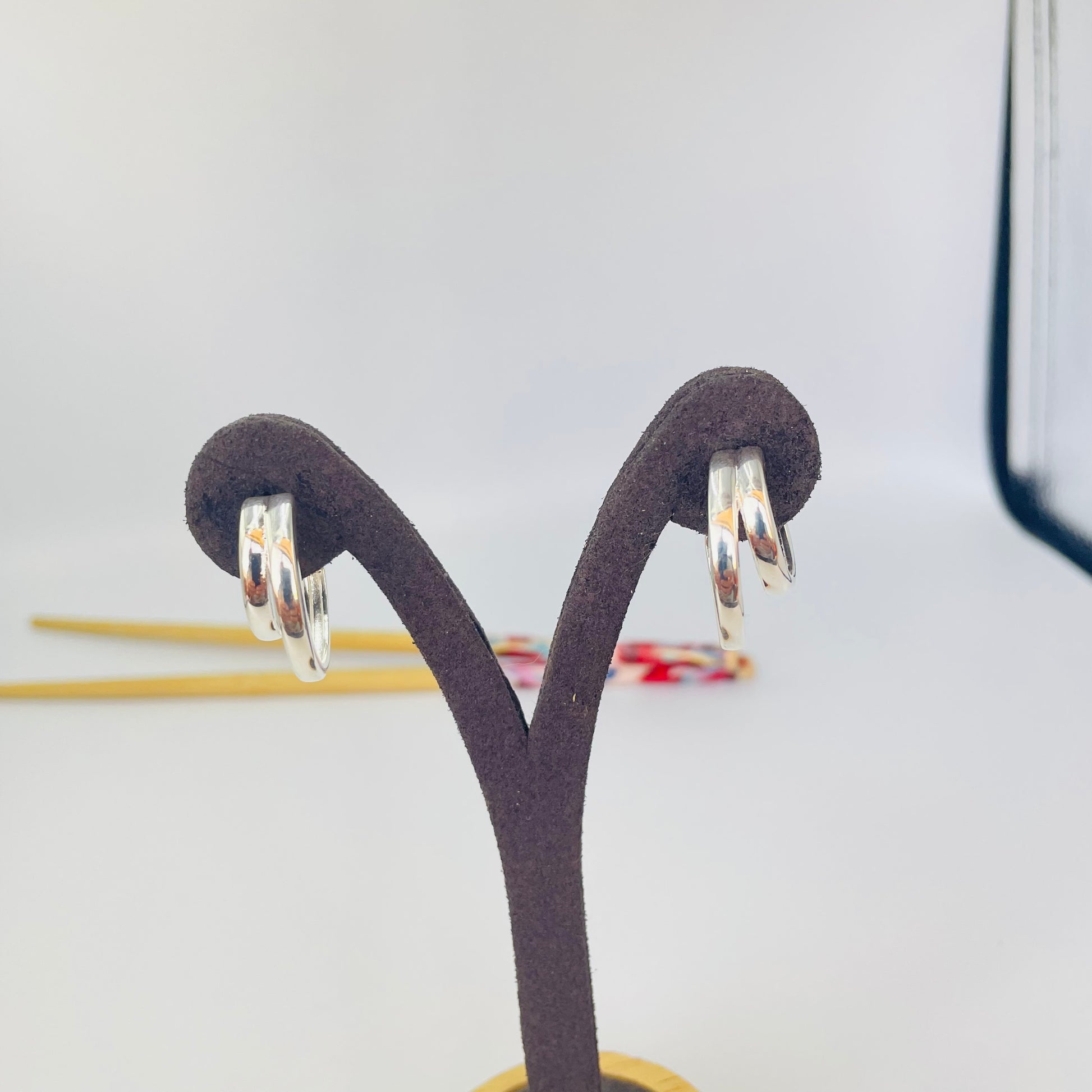 Joyas por Mayor Joyas Bañadas en Plata por Mayor Insumos para Joyas XP574 Aro Doble Argolla 24 x 18 mm Ancho Argollas 3 mm Espesor 2 mm Ancho Total 10 mm app Aro Baño Plata