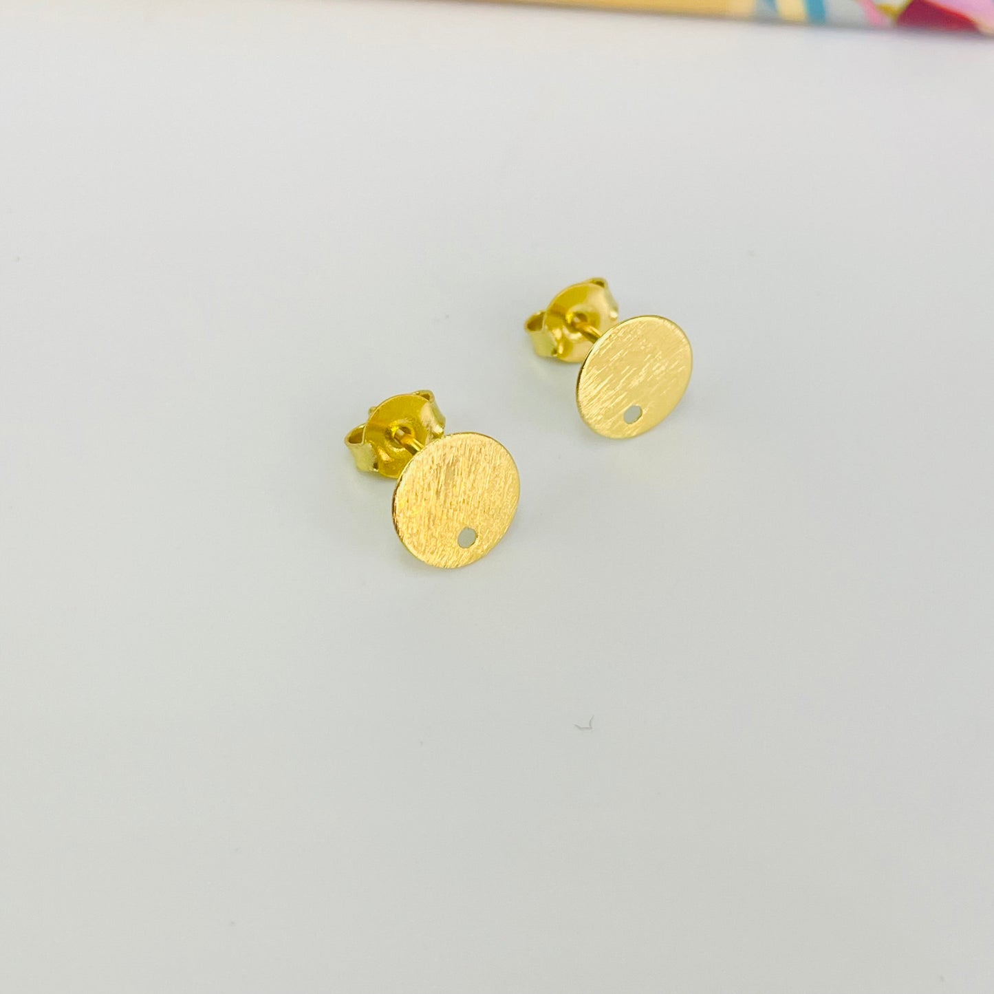 BO124 Base Aro Redonda Lijada Perforación Inferior diá. 8 mm Espesor 0.8 mm Base de Aro Baño Oro