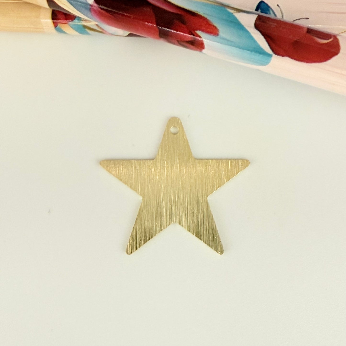 FO1278 Colgante Estrella Lijada 20 mm con perforación Espesor 0.6 mm Figura Baño Oro