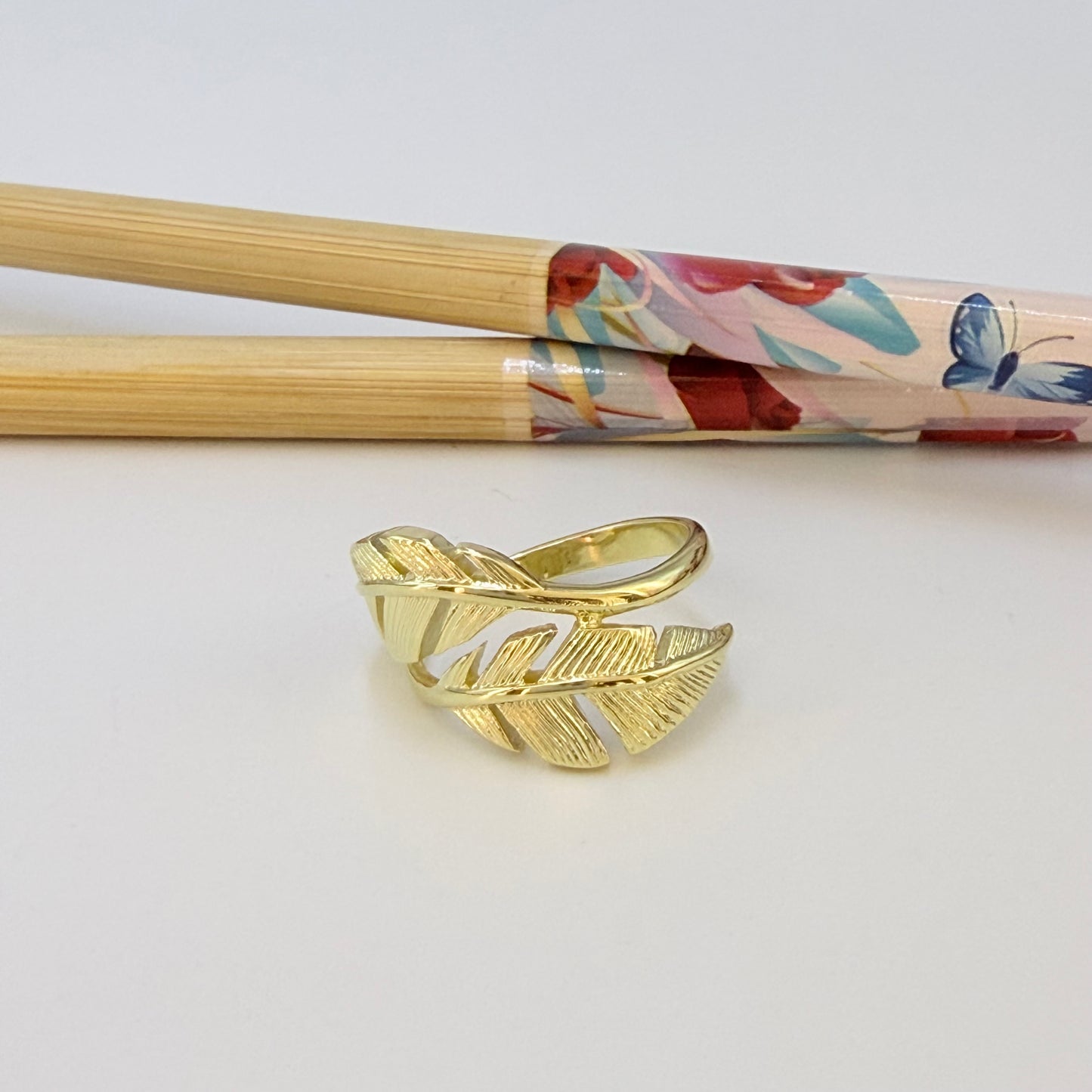 WO79 Anillo Doble Pluma Ancho 15 mm ancho argolla 2.5 mm Anillo Baño Oro