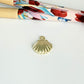 FO1273 Colgante Conchita de Mar tipo Shell 10 x 12 mm más argollita Espesor 1.2 mm Figura Baño Oro