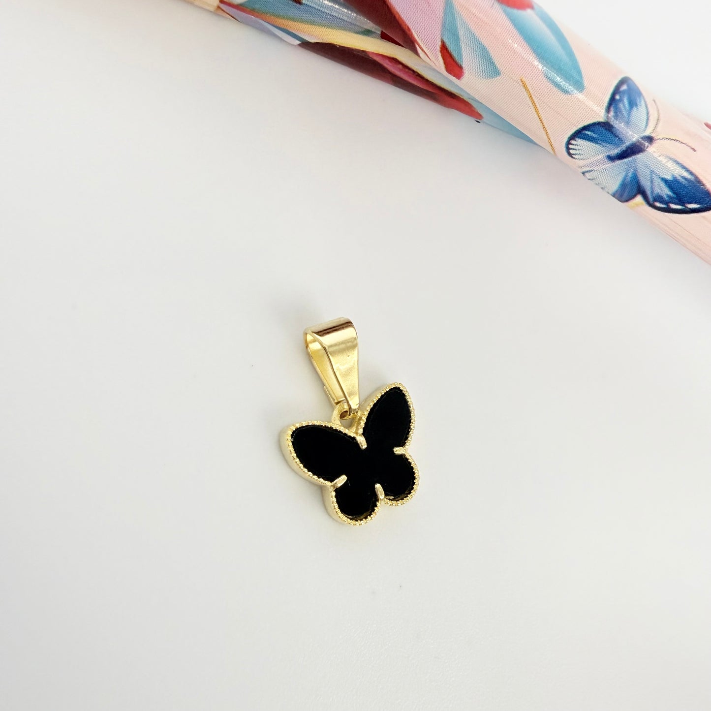 Joyas por Mayor Joyas Bañadas en Oro por Mayor Insumos para Joyas FO1247 Colgante Mariposa Borde Rutilado Acrílico Negro 11 x 9 mm valier de 7 mm Espesor 2 mm Figura Baño Oro