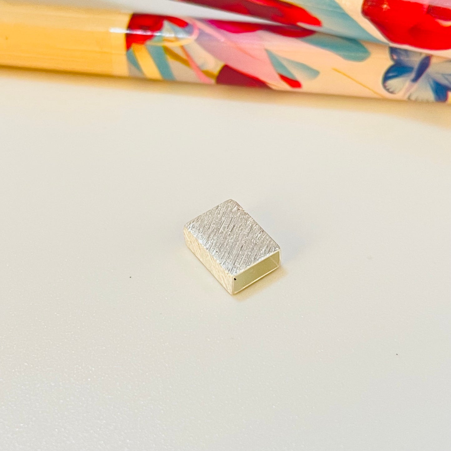 TP02 Tubo Rectángulo 8.2x6x3 mm Baño Plata