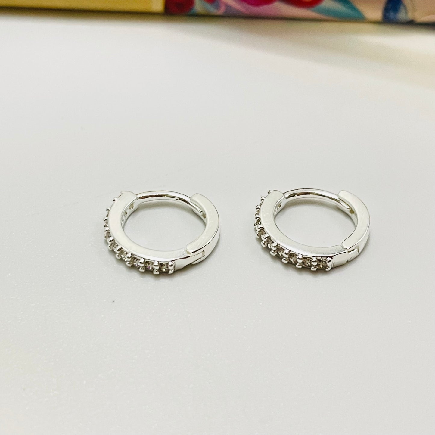 XP358-S Aro Argolla Click Circones S 10 x 2 mm Espesor 1.5 mm Aro Baño Plata Aros Bañados hecho de Bronce Bañado en Plata 50 ml Joyas Bañadas en Plata