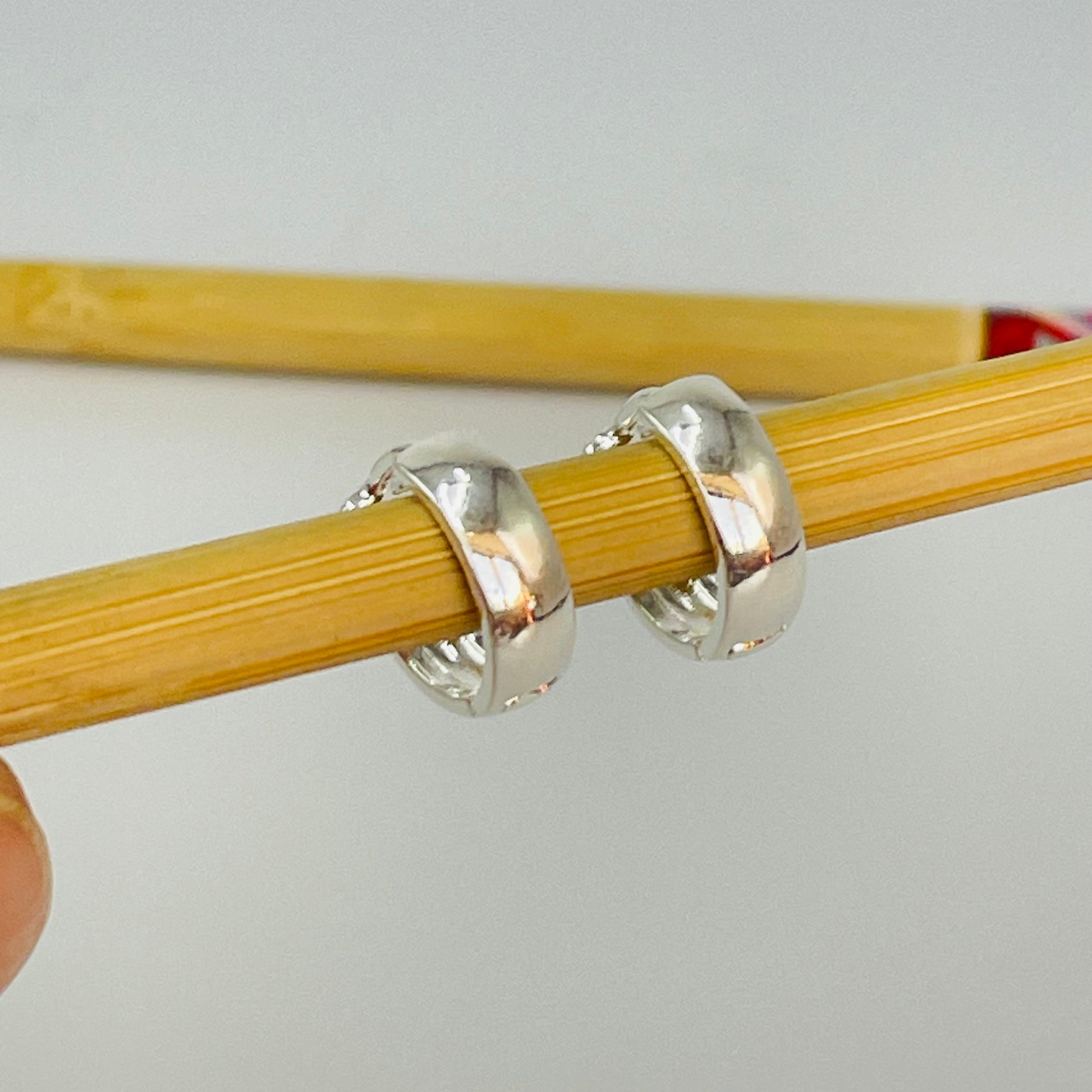 Joyas por Mayor Joyas Bañadas en Plata por Mayor Insumos para Joyas XP578 Aro Argolla Ancha Large y Medium Ancho 4.5 mm Espesor 1.2 mm Aro Baño Plata