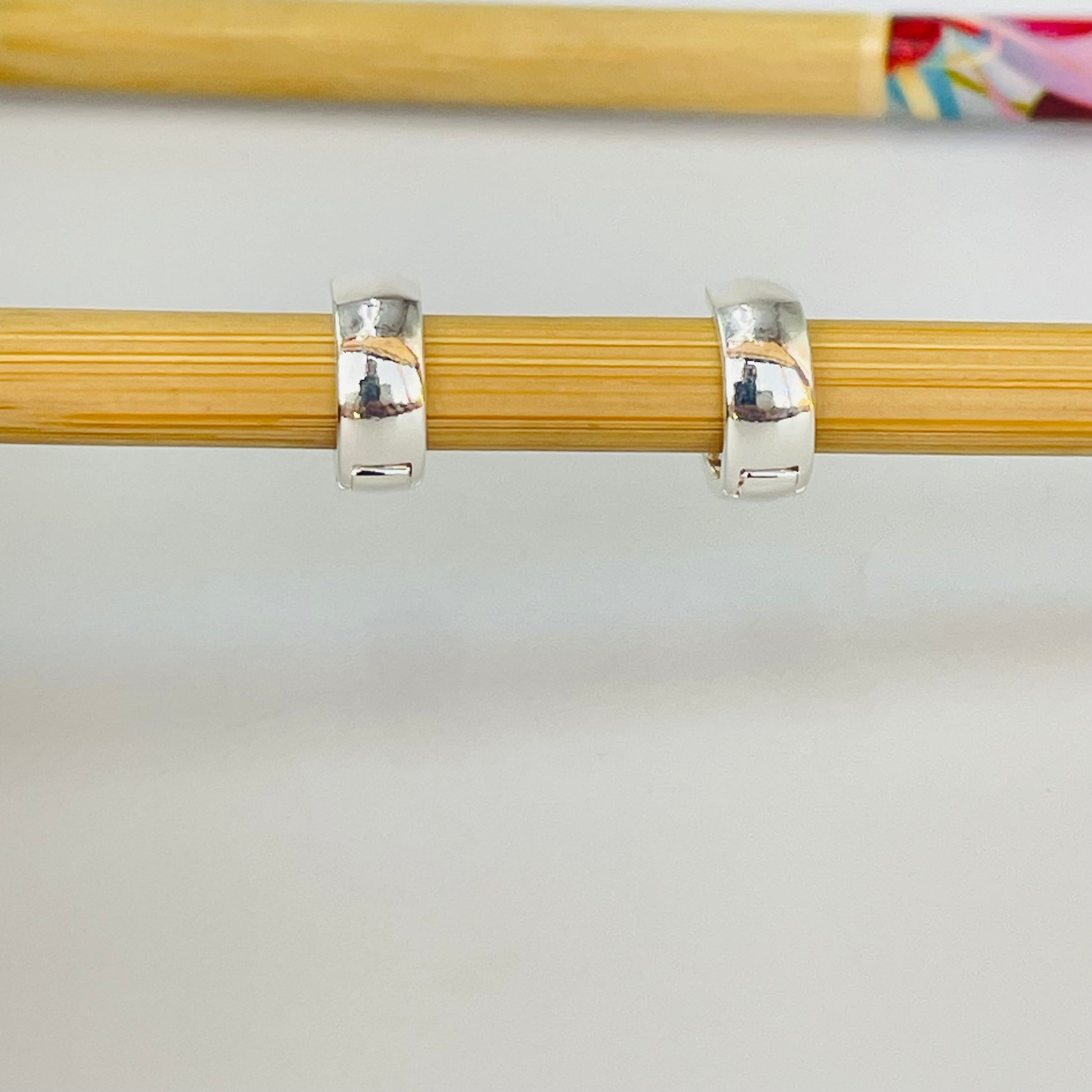 Joyas por Mayor Joyas Bañadas en Plata por Mayor Insumos para Joyas XP578 Aro Argolla Ancha Large y Medium Ancho 4.5 mm Espesor 1.2 mm Aro Baño Plata