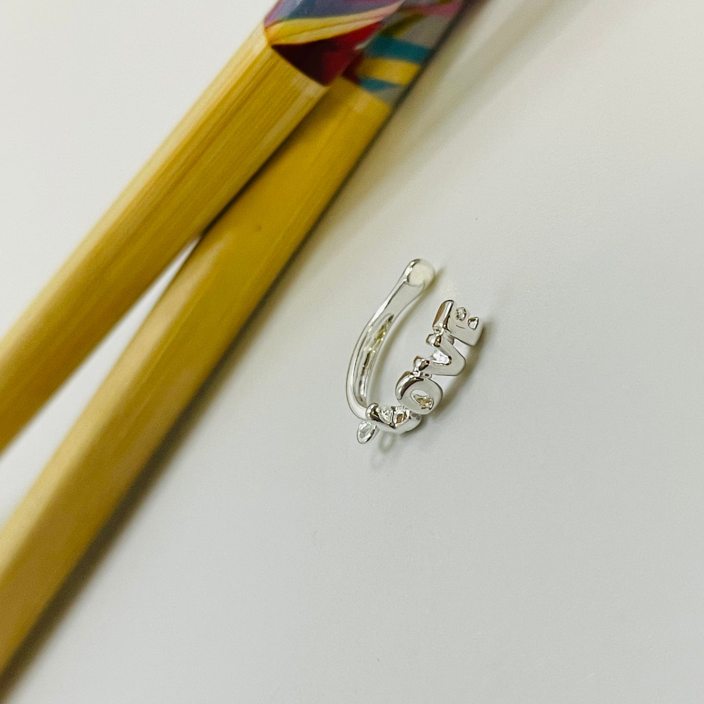 XP364 Aro Cuff Love con una argolla diá. 3 mm Espesor 2 mm Aro Baño Plata