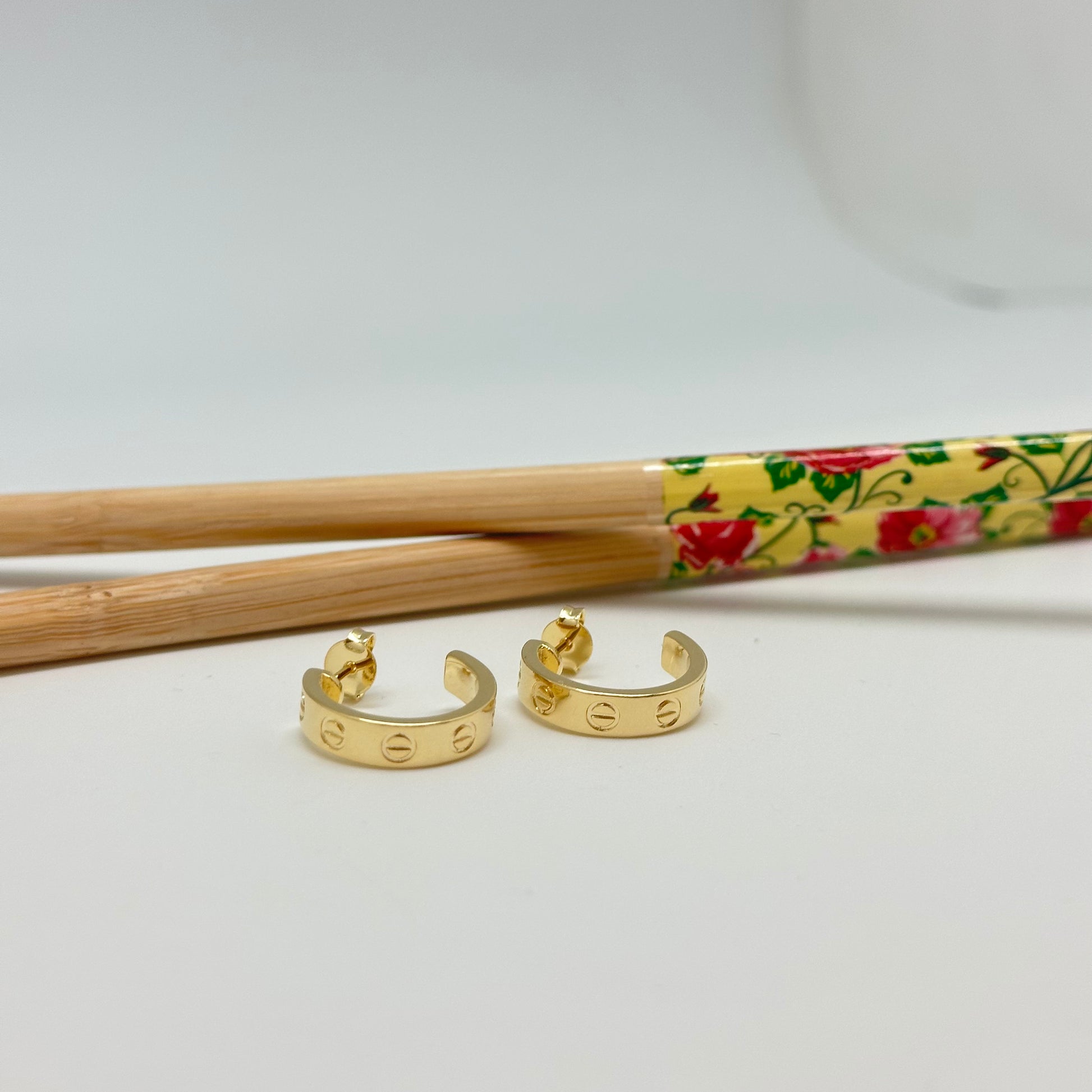 Aros cartier online oro