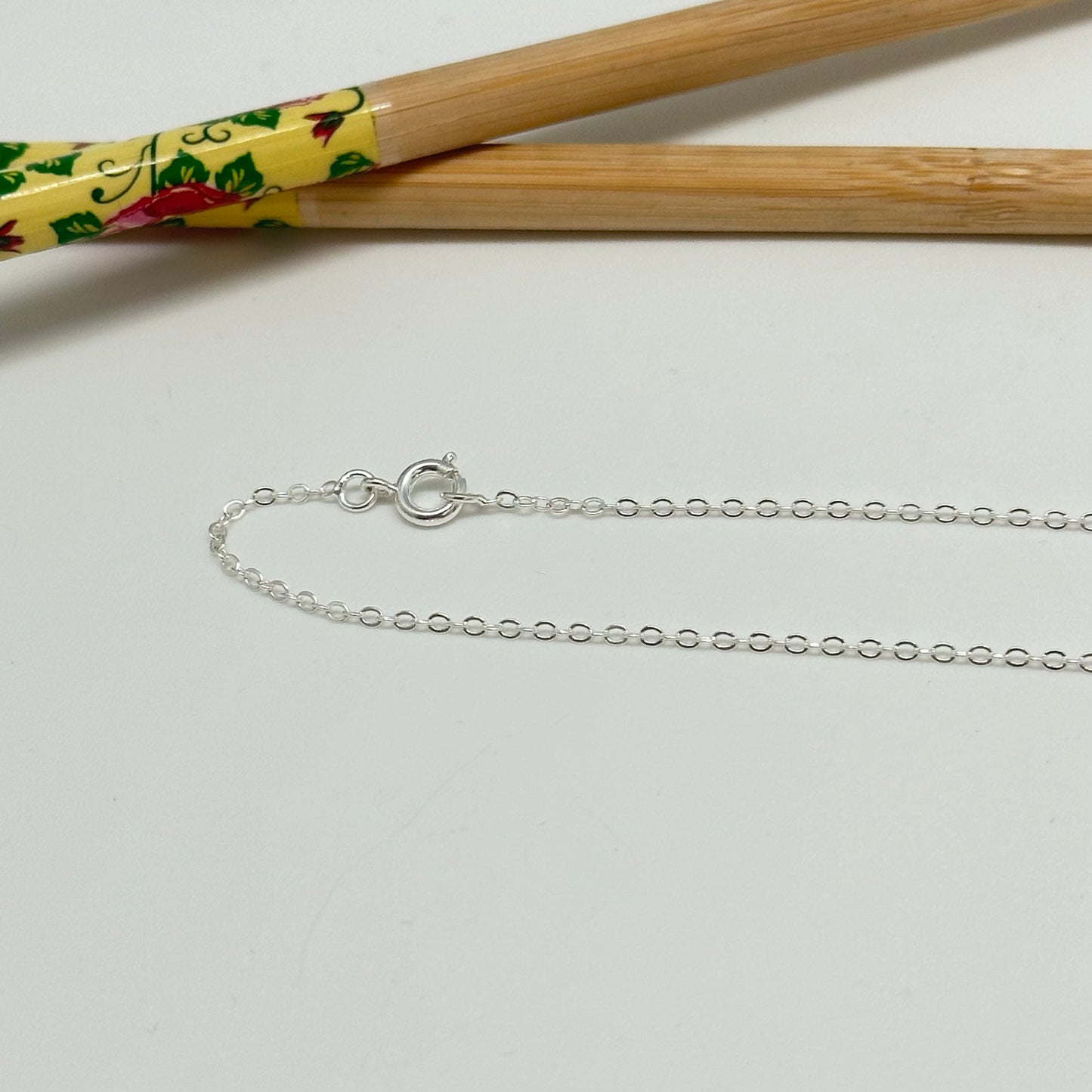 CP156 Cadena Candado diamantado espesor 1.5 mm largo 60 cm  Cadena Terminada Baño Plata