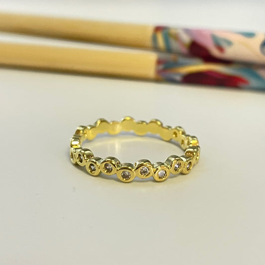 WO53 Anillo Circones de 2.5 mm en zigzag y circulos de 2 mm Anillo Baño Oro Anillos Bañados hecho de Bronce Bañado en Oro 18K Joyas Bañadas en Oro