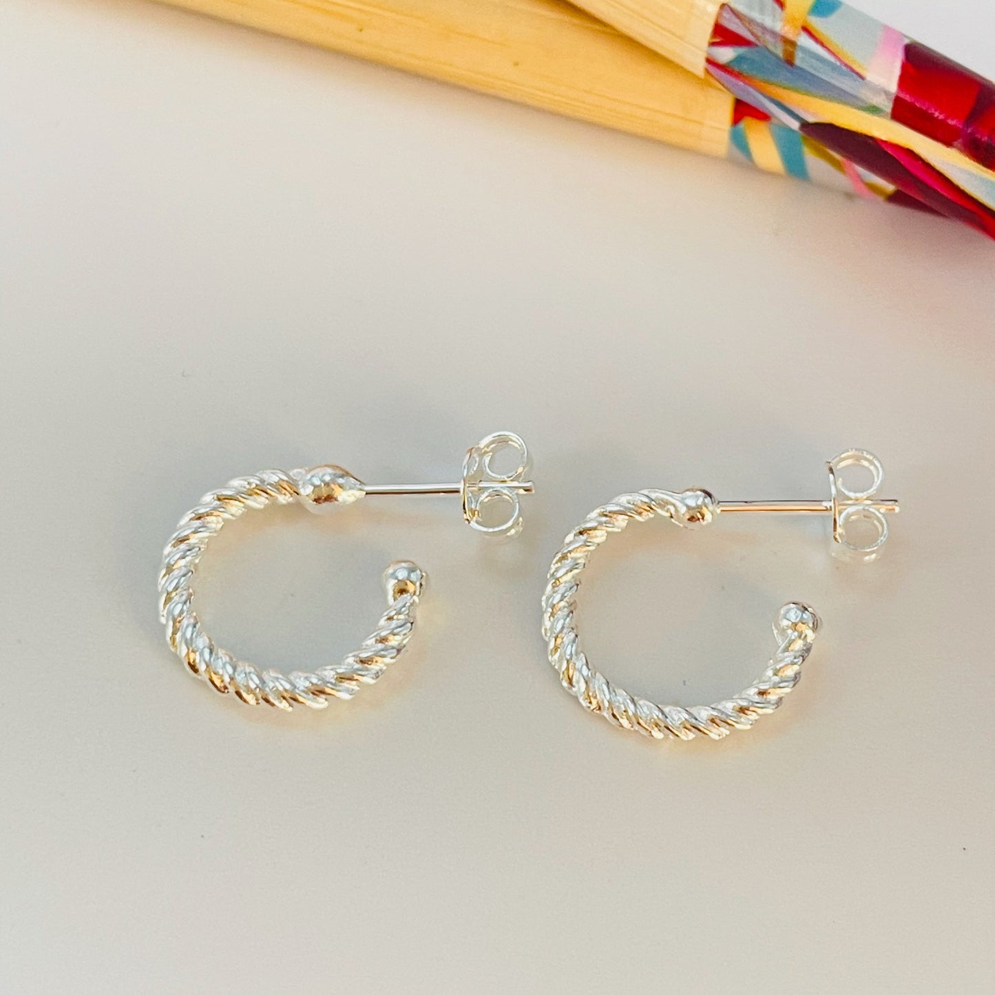 XP294 Aro Argolla acanalada dia. 15 mm espesor 1,5 mm Aro Baño Plata Aros Bañados hecho de Bronce Bañado en Plata 50 ml Joyas Bañadas en Plata