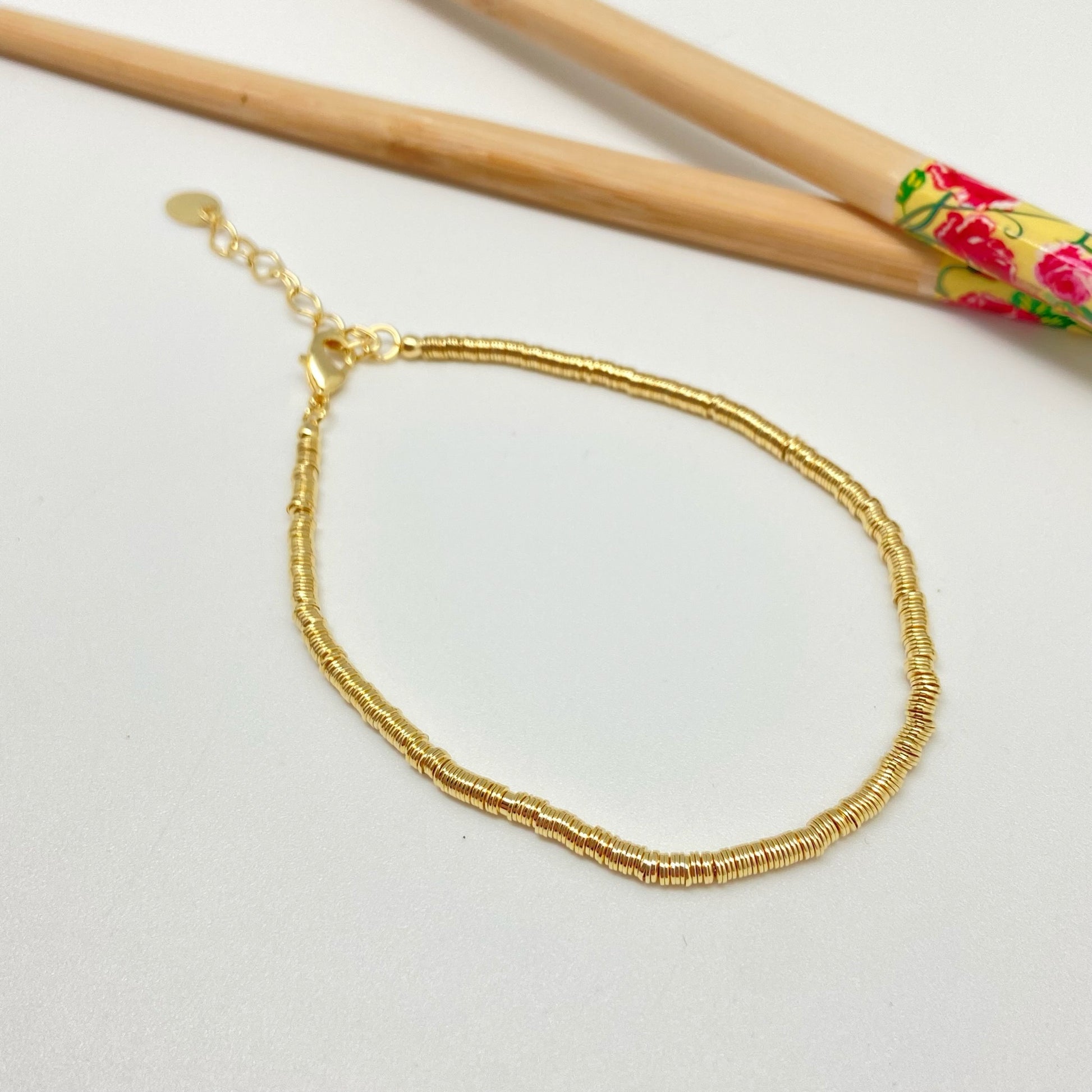 PO02 Pulsera Argollitas Largo 19 cm más extensor de 5 cm Pulsera Baño Oro Pulseras Bañadas hecho de Bronce Bañado en Oro 18K Joyas Bañadas en Oro