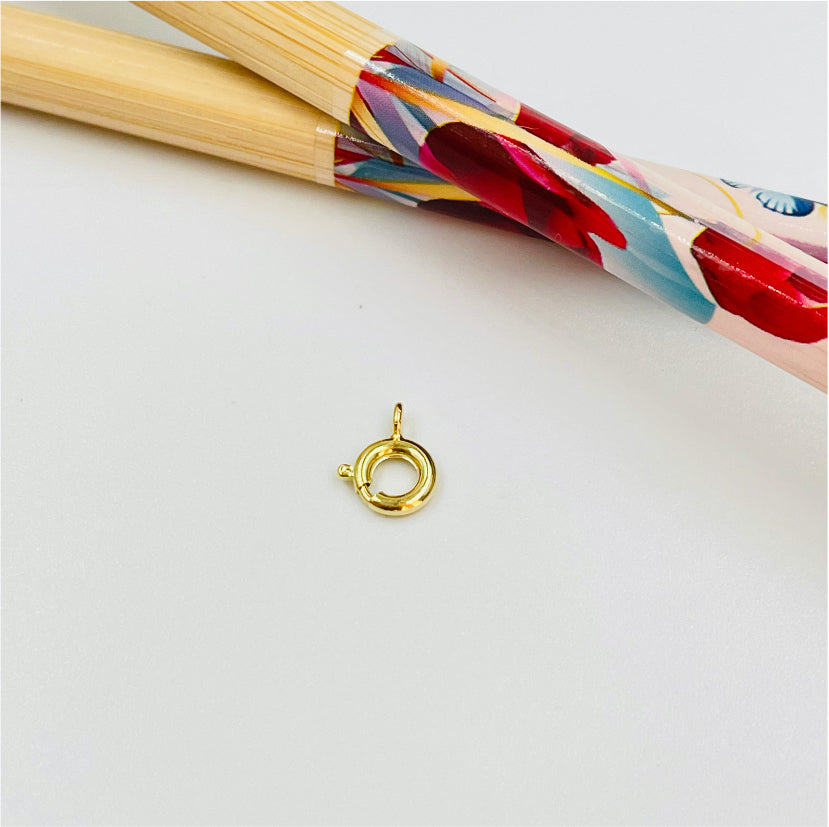 AO49 Mosquetón Redondo 6 mm Accesorio Baño Oro Accesorios Bañados hecho de Bronce Bañado en Oro 18K Joyas Bañadas en Oro