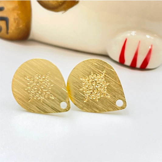 BO80 Base Gota diseño Floral estampado 14 mm Base Baño Oro Base de Aro hecho de Bronce Bañado en Oro 18K Joyas Bañadas en Oro