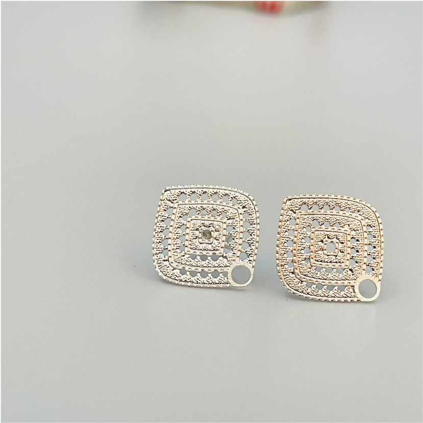 BP20 Rectangulo calado perforación inferior 16 mm Base de Aro Baño Plata Bases de Aros Bañadas en oros y Plata hecho de Bronce Bañado en Plata 50 ml