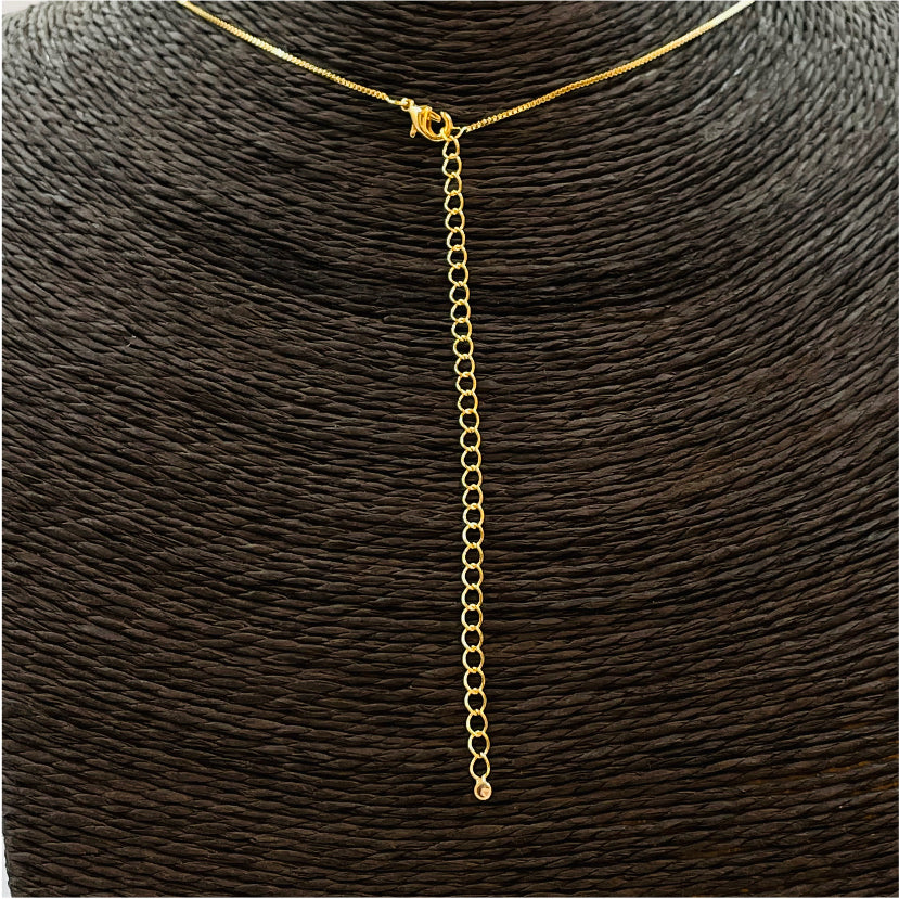 CO106 Collar con 9 Mini Circones de 2 mm Mix Colores en cadena veneciana 38 cm más extensor 10 cm con terminación con mini circón Cadena Baño Oro Cadenas Bañadas en Oro y Plata hecho de Bronce Bañado en Oro 18K Joyas Bañadas en Oro