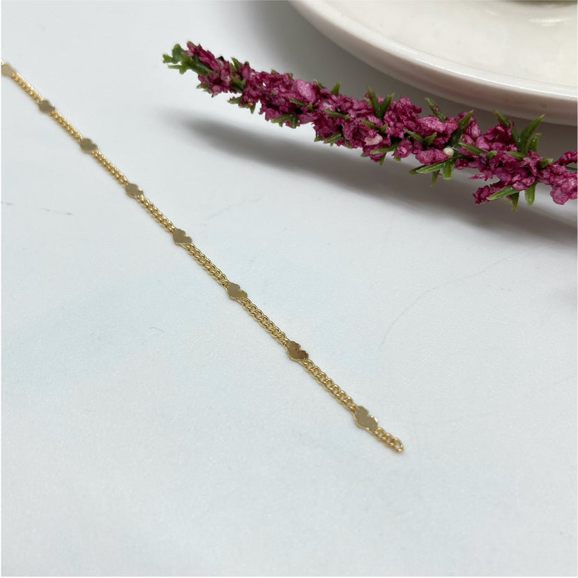 CO111 Cadena Grumet 2 mm con mini corazones de 3 mm Cadena Baño Oro Cadenas Bañadas en Oro y Plata hecho de Bronce Bañado en Oro 18K Joyas Bañadas en Oro