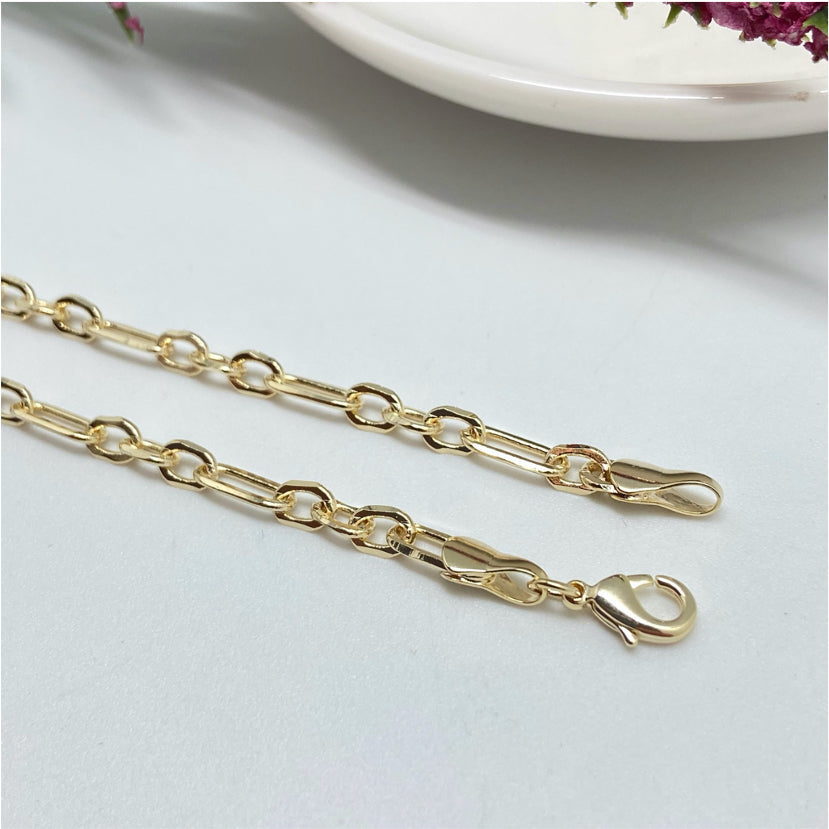 CO114 Cadena Alternada Cartier 7x4 mm Candado 5x4 mm Largo 60 CM Cadena Baño Oro Cadenas Bañadas hecho de Bronce Bañado en Oro 18K Joyas Bañadas en Oro