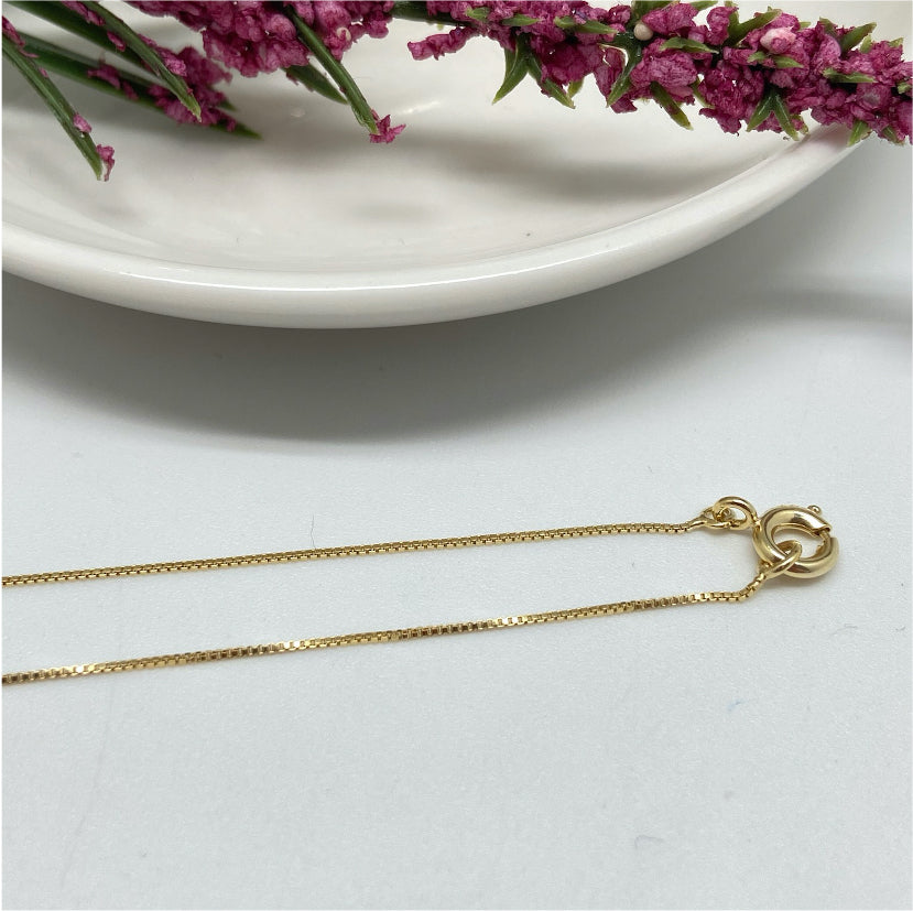 CO121 Cadena Veneciana 0.8 mm 45 cm Cadena Baño Oro Cadenas Bañadas en Oro y Plata hecho de Bronce Bañado en Oro 18K Joyas Bañadas en Oro