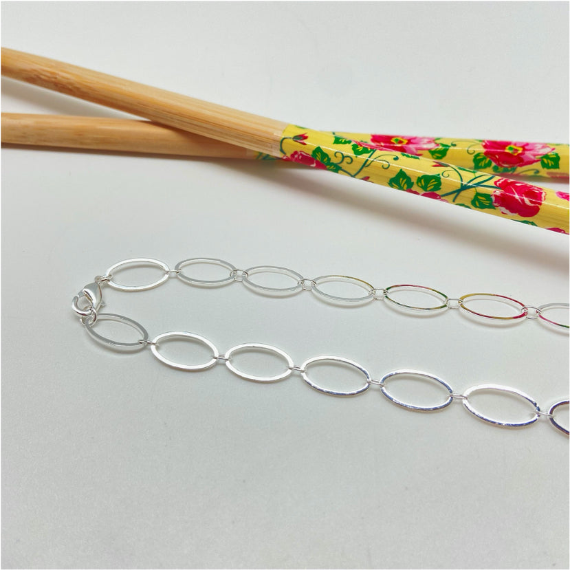 CP116 Cadena Alternada eslabones 14x7 mm y mini eslabón 4x2 mm Largo 80 cm Cadena Terminada Baño Plata Cadenas Bañadas hecho de Bronce Bañado en Plata 50 ml Joyas Bañadas en Plata