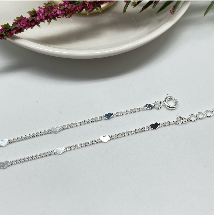 CP118 Collar Cadena Grumet 2 mm y Mini Corazones de 3 mm Largo 34 cm más extensor de 5 cm Cadena Baño Plata Cadenas Bañadas en Oro y Plata hecho de Bronce Bañado en Plata 50 ml Joyas Bañadas en Plata