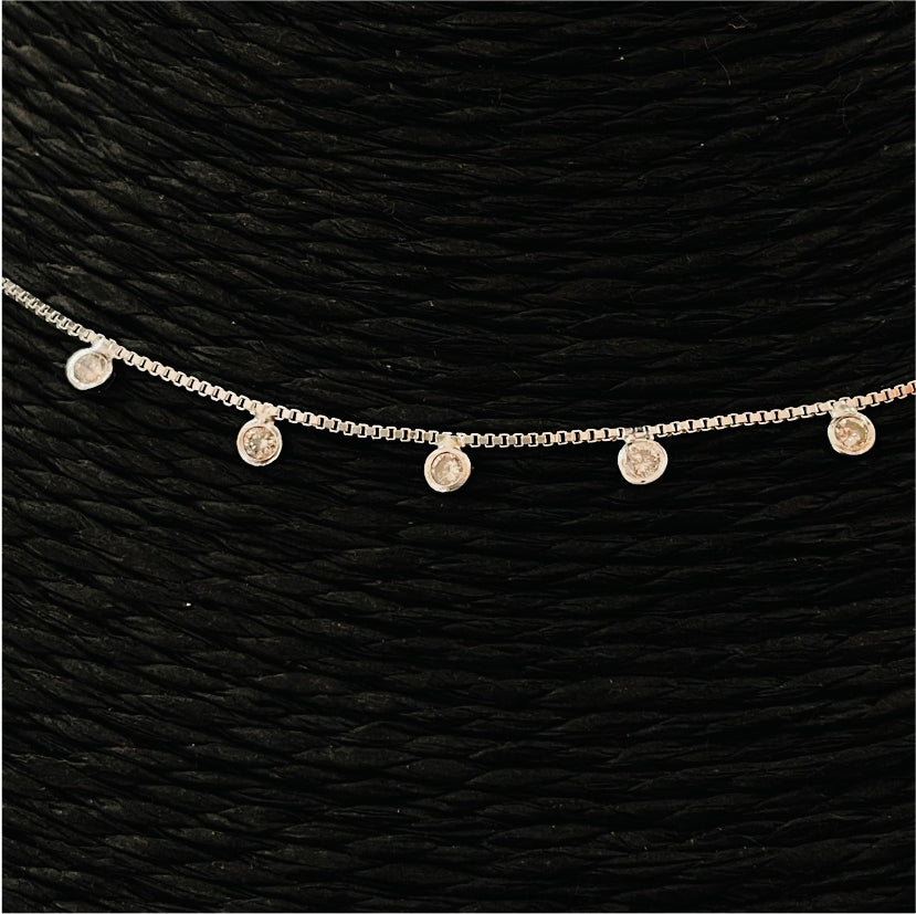 CP32 Collar 15 Mini Circones Cadena Veneciana Cadena Baño Plata Cadenas Bañadas en Oro y Plata hecho de Bronce Bañado en Plata 50 ml