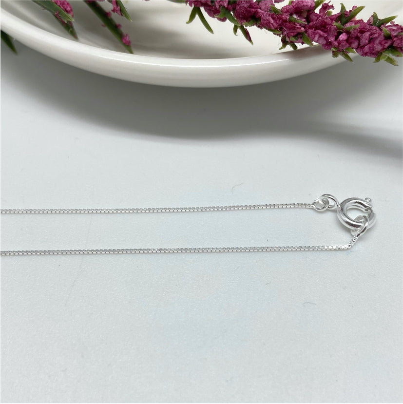 CP80 Cadena Veneciana 0.2 mm 45cm Terminada Cadena Baño Plata Cadenas Bañadas hecho de Bronce Bañado en Plata 50 ml Joyas Bañadas en Plata