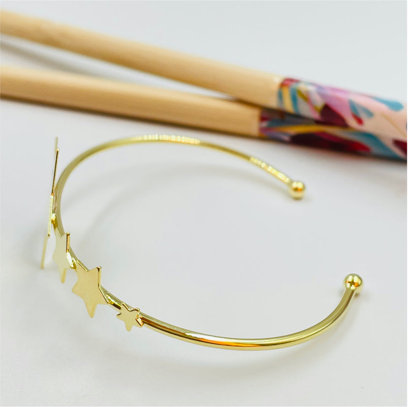 EO17 Esclava 4 Estrellas 20 mm la más grande 65x50 mm Esclava Baño Oro Accesorios Varios hecho de Bronce Bañado en Oro 18K Joyas Bañadas en Oro