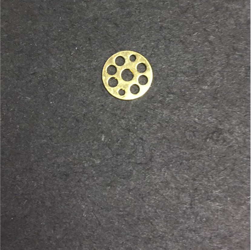 FO149 Mini Conector Calado 10 mm Figura Baño Oro Figuras Bañadas en Oro y Plata hecho de Bronce Bañado en Oro 18K