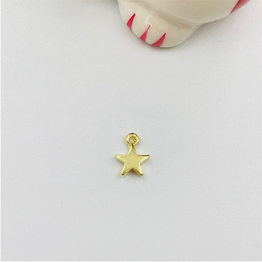 FO428 Estrella Mini Gordita 8x5 mm Figura Baño Oro Figuras Bañadas en Oro y Plata hecho de Bronce Bañado en Oro 18K Joyas Bañadas en Oro