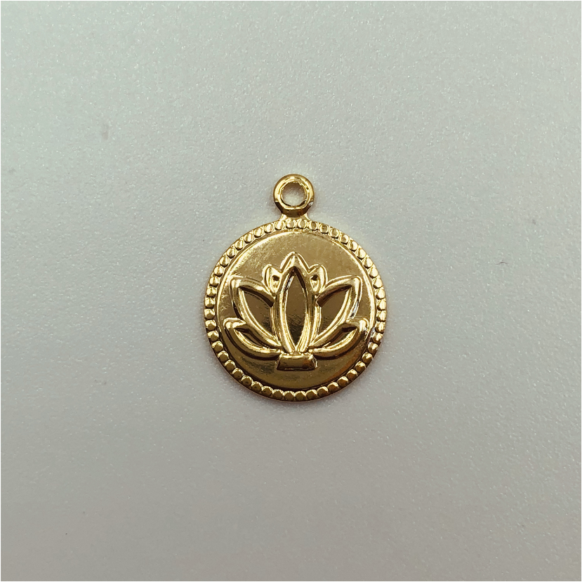 FO477 Flor de Loto 12 mm más argollita Figura Baño Oro Figuras Bañadas en Oro y Plata hecho de Bronce Bañado en Oro 18K Joyas Bañadas en Oro