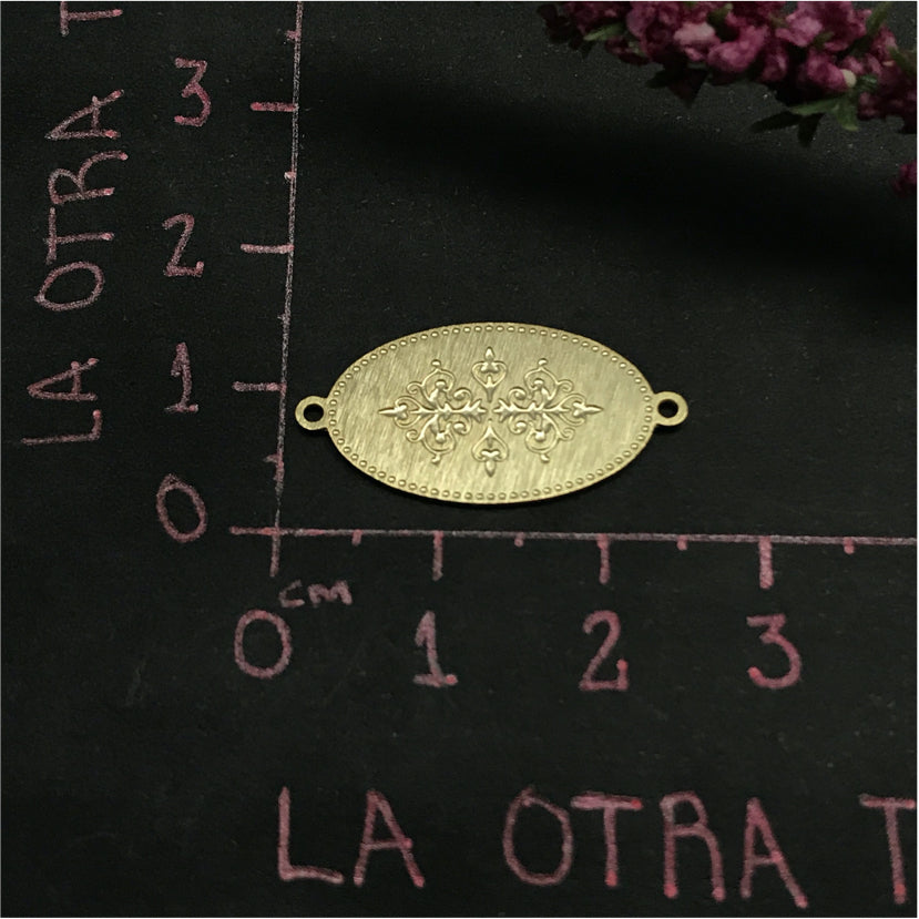 FO483 Ovalo Flores Estampadas Conector Figura Baño Oro Figuras Bañadas en Oro y Plata hecho de Bronce Bañado en Oro 18K