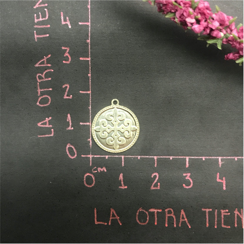 FO498 Colgante Mandala Tipo Cruz 15 mm Figura Baño Oro Figuras Bañadas en Oro y Plata hecho de Bronce Bañado en Oro 18K