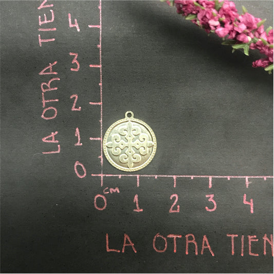 FO498 Colgante Mandala Tipo Cruz 15 mm Figura Baño Oro Figuras Bañadas en Oro y Plata hecho de Bronce Bañado en Oro 18K
