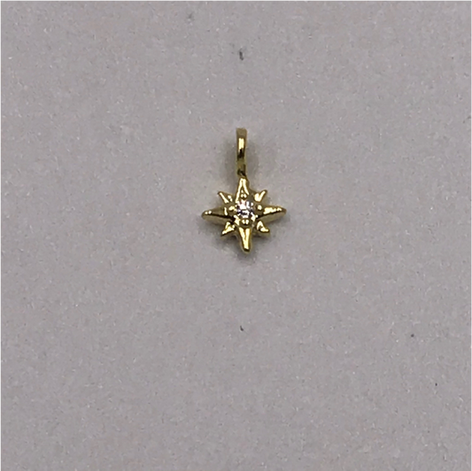 FO554 Estrella Guía 1 Circón Mini Argolla Lado 7 mm Figura Baño Oro Figuras Bañadas en Oro y Plata hecho de Bronce Bañado en Oro 18K