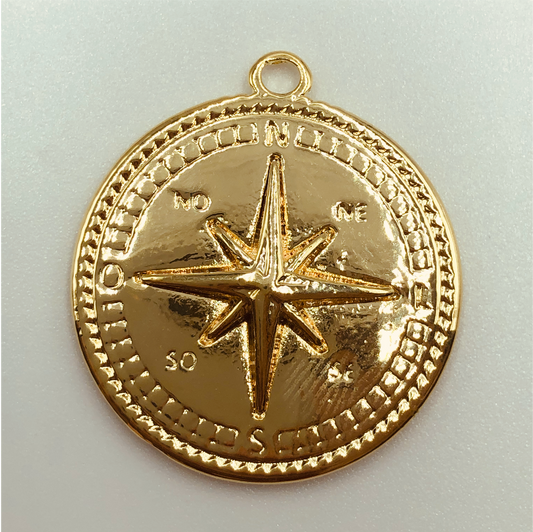 FO587 Colgante Brujula Explora el Mundo 27 mm Figura Baño Oro Figuras Bañadas en Oro y Plata hecho de Bronce Bañado en Oro 18K