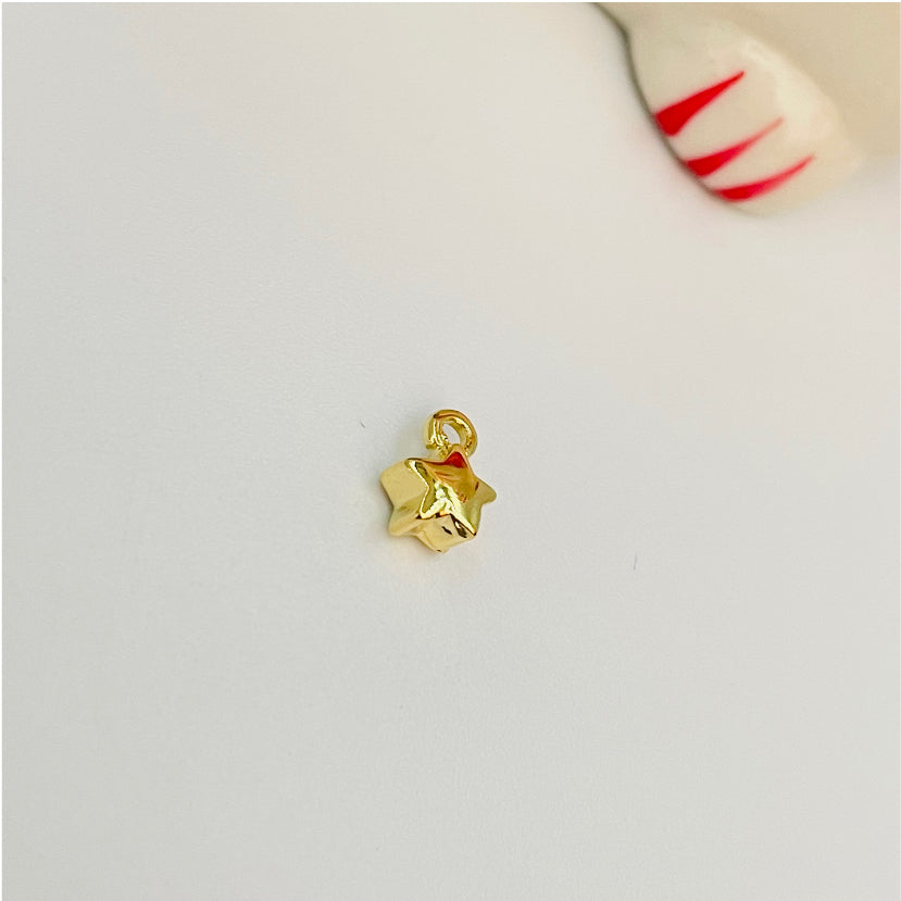 FO602 Estrella Extra Gordita Argolla 6 mm Figura Baño Oro Figuras Bañadas en Oro y Plata hecho de Bronce Bañado en Oro 18K