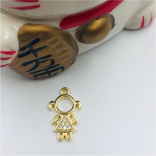 FO629 Niñita Circones 18 x 10 mm Figura Baño Oro Figuras Bañadas en Oro y Plata hecho de Bronce Bañado en Oro 18K Joyas Bañadas en Oro