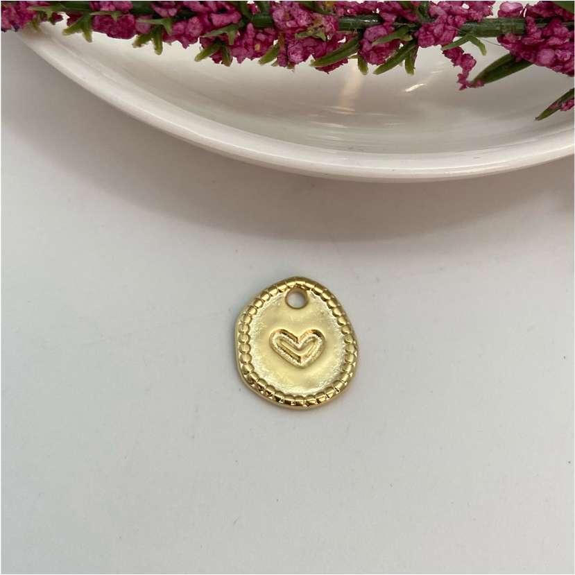 FO676 Colgante Ovalado Irregular Corazón 15 x 13 mm Figura Baño Oro Figuras Bañadas en Oro y Plata hecho de Bronce Bañado en Oro 18K